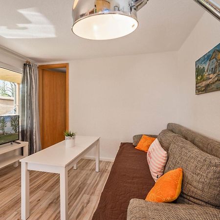 Ferienresort Moewenort Luetow Bungalow 1 Lutow エクステリア 写真