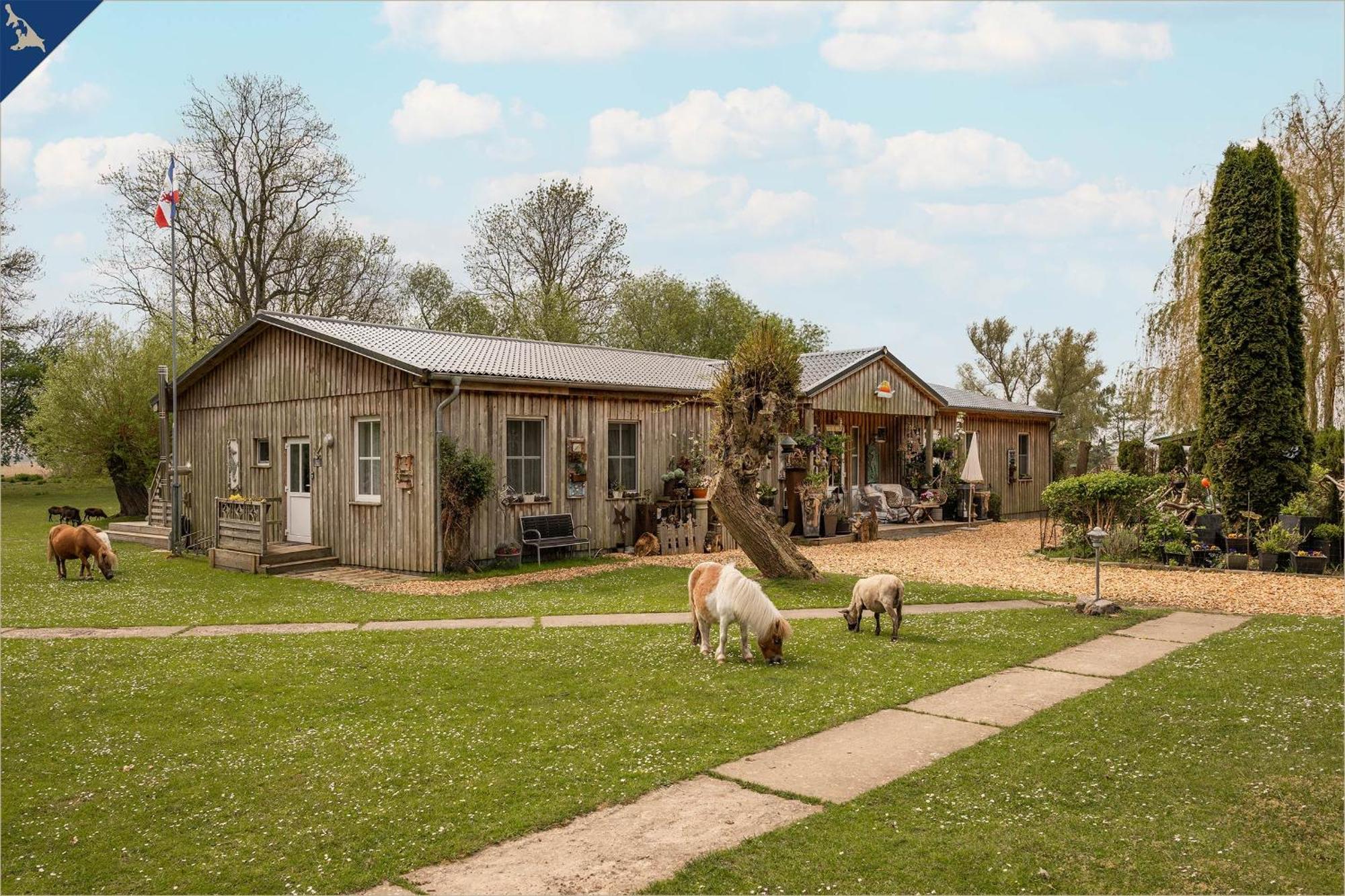 Ferienresort Moewenort Luetow Bungalow 1 Lutow エクステリア 写真